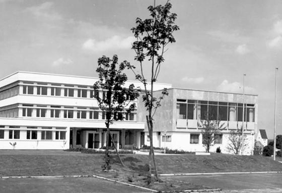 Das neue Oberhachinger Rathaus wurde 1967 eingeweiht. Foto: Archiv Gemeinde