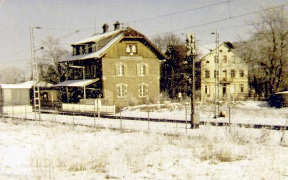 Seit 1972 war Taufkirchen durch die S-Bahn an München angebunden. Foto von 1976. Foto: Archiv Kistler