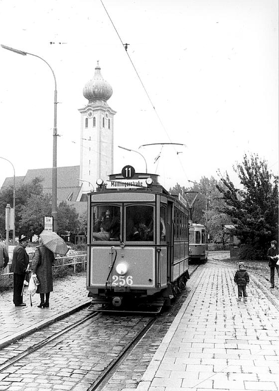 Die letzte Trambahn-Sonderfahrt am 18. Oktober 1980. Foto: Wolfram Alteneder Trambahnmuseum