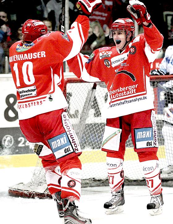 Kaltenhauser (l.) und Guentzel: Guentzel verlässt die Klosterseer und wird in der nächsten Saison für ein anderes Team Tore feiern.	Foto: smg/STOCK4press