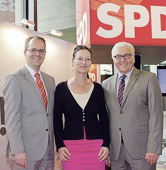 Markus Rinderspacher, Claudia Tausend, Frank-Walter Steinmeier.	Foto: privat