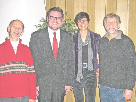 Professor Antonio Andrioli aus Brasilien (Zweiter von links) traf (von links) Ekkehard Raab, Rosi Reindl und Anton Brand vom Bund Naturschutz Ebersberg.	Foto: BN Ebersberg