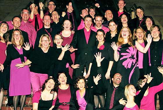 Alle, die noch nicht die Gelegenheit hatten den Don Camillo Chor live zu erleben, sollten bei der Geburtstagsfeier der Chorgruppe in München vorbeischauen.	Foto: Wilfried Gillmeister