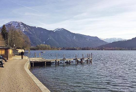 Der Tegernsee im Spätherbst: Bayern bleibt zu jeder Jahreszeit ein Anziehungspunkt für die Touristen in Deutschland. Foto: Stefan Dohl