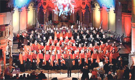 60 Chormitglieder mit großen Stimmen: Der Gospelchor St. Lukas begeistert.	Foto: GC St. Lukas
