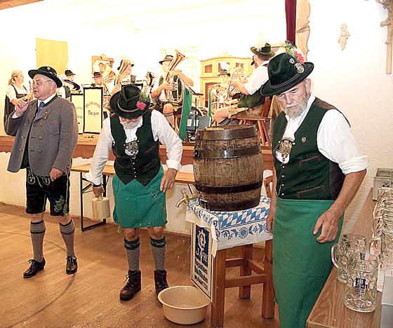 Der offizielle Beginn der Wiesnzeit wird auch in  Sauerlach gefeiert.	Foto: VA