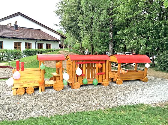 Vor den Pfingstferien wurde der neue Spielzug  eingeweiht.	Foto: Kinderhaus St. Christophorus