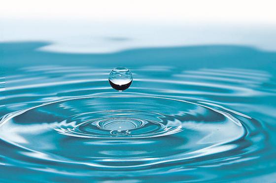 Wasser: Das kostbare Nass ist Grundlage des Lebens auf der Erde. Darum geht es bei den Münchner Wissenschaftstagen 2016 vom 12. bis 15. November.	Foto: ronymichaud, CC0