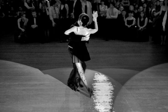 Die Profitänzer Michael und Patrizia Kronthaler werden bei ihrer Tanzshow die Sinnlichkeit des Tangos zeigen.	Foto: VA