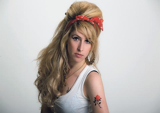 Ähnelt Amy Winehouse auch optisch: Sängerin Jutta Gürtler. 	Foto: VA