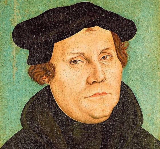 Lucas Cranach der Ältere hat eine unbekannte Zahl an ­Luther-Porträts hinterlassen. Dieses hier kann man heute im Lutherhaus in Wittenberg besichtigen.