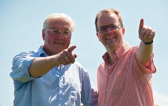 Walter Steinmeier MdB und Markus Rinderspacher MdL kennen sich schon seit 2009 persönlich.	Foto: VA