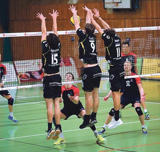 Der TSV Grafing dreht gegen die TG 1862 Rüsselsheim einen 0:2 Satzrückstand.	Foto: Volleyball Grafing