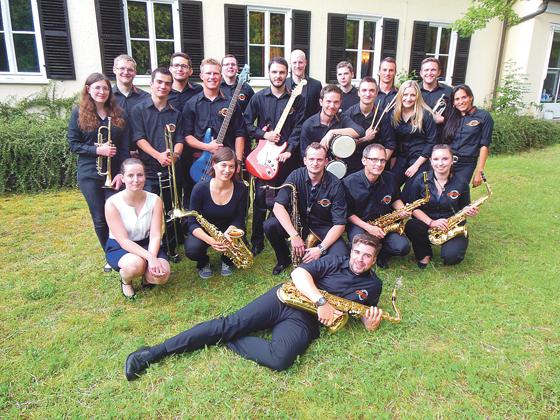 Die Big Band der Bundeswehr Universität in Neubiberg freut sich auf ein großartiges Konzert unter dem Motto: »At Ease«, das am 13. Mai stattfinden wird. 	Foto: VA