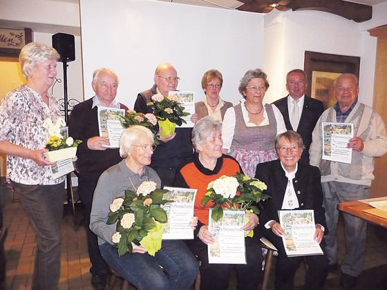 Bei der Frühjahrsversammlung der Kirchseeoner Gartler wurden einige langjährige Mitglieder geehrt.	Foto:  Verein