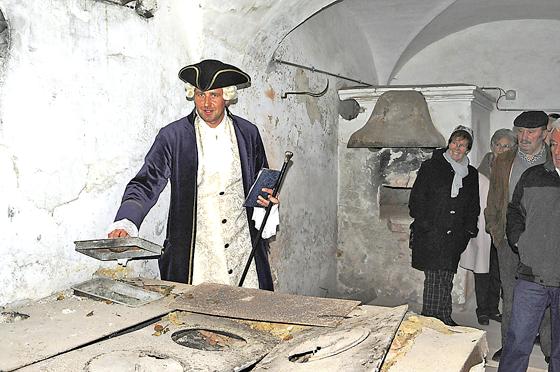Der »Oberhofmeister« führt seine Gäste an die geheimen Orte in Schloss Schleißheim.	Foto: VA