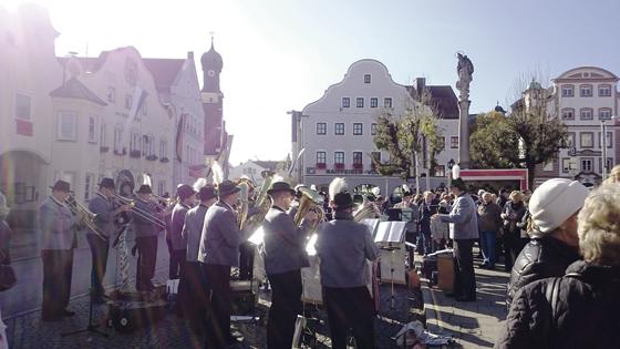 Ein Urgesetz: Blasmusik gehört zu Bayern, wie das Weißbier zur Weißwurst. 	Foto: Stefan Dohl