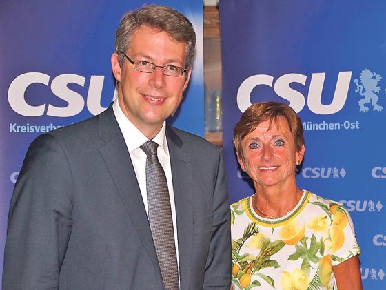 Ein bewährtes Tandem für Landtag und Bezirkstag: MdL Markus Blume und Bezirksrätin Friederike Steinberger.	Foto: privat