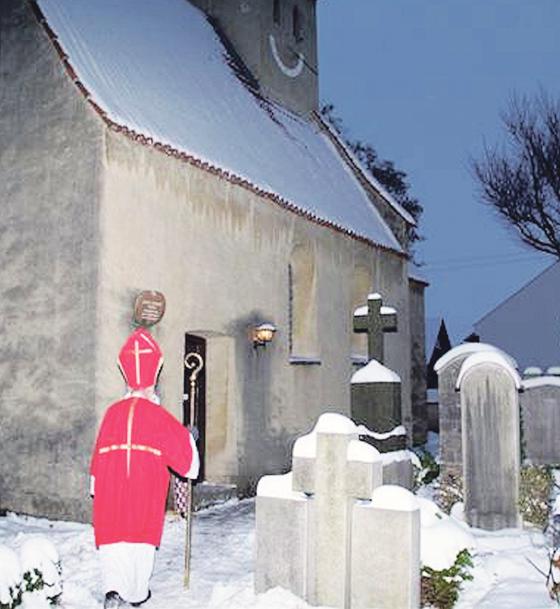 Der Nikolaus kommt ins Englschalkinger Nikolauskirchlein  allerdings erst am 8. Dezember.	Foto: NordOstKultur