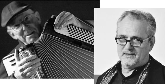 Ritchie Heinrich (links) spielt Akkordeon, Franz Joseph Herrmann (rechts) liest dazu aus seinen Werken.   F.:  Markus Kirsch, Hellmuth Lang