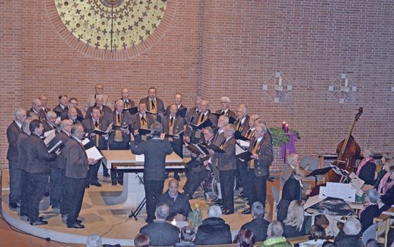 In der Kiche St. Ulrich findet am 3. Advent ein Adventskonzert mit den Lohhofer Sängerkreis statt.	Foto: Lissy Meyer