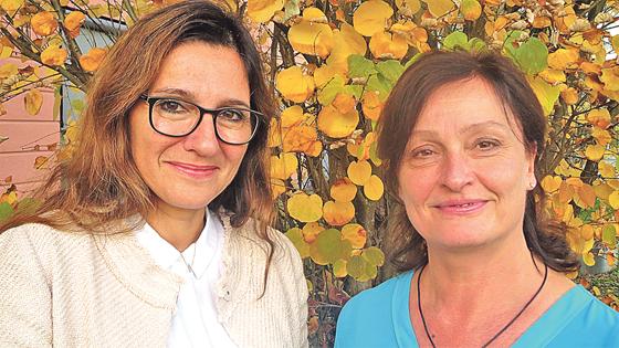 Hatice Schabath (links) und Renate Rabenstein bieten im ASZ Freimann Präventive Hausbesuche an.	Foto: ASZ Freimann