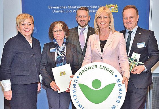 Brigitta Brunner, Ursula Kunz, Thomas Huber, Ulrike Scharf und Robert Niedergesäß (v. li.).	Foto: MdL