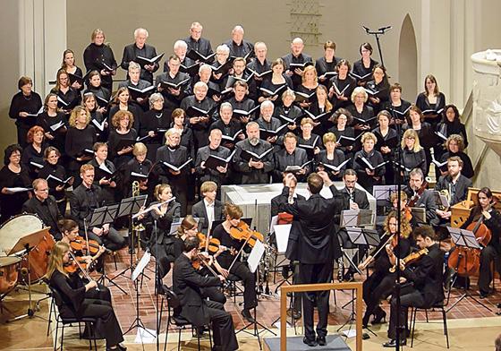 Anspruchsvolle Chormusik bringt der Chor von St. Markus regelmäßig zur Aufführung.	Foto: VA