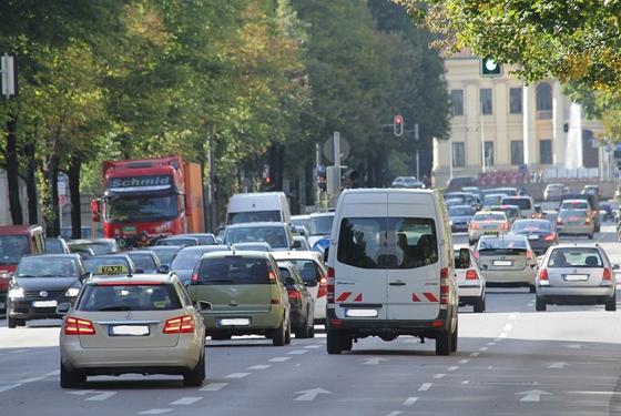 Fast 300.000 Fahrzeuge der in München zugelassenen Fahrzeuge sind Diesel und damit potenziell von Fahrverboten betroffen.	Foto: © Mobil in Deutschland e.V.