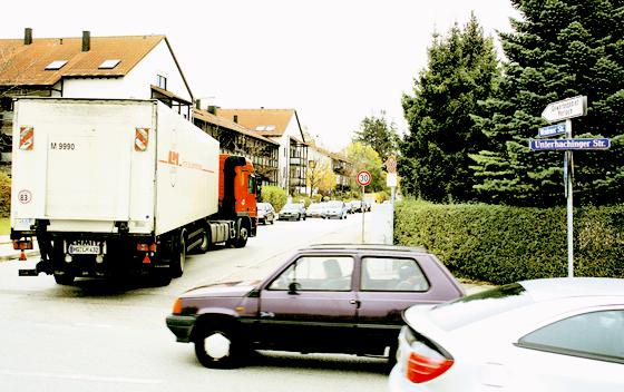 Die Verkehrsprobleme an der Weidener Straße und die Erschließung des Gewerbegebiets Perlach haben für den BA oberste Priorität. Foto: Hirt