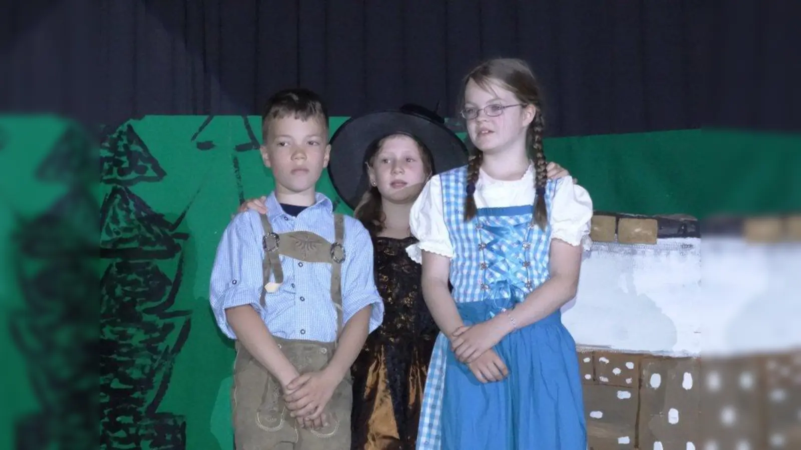 Mist, die Hexe! Hätten Hänsel und Gretel mal lieber die Finger vom Hexenhaus gelassen. (Foto: tab)