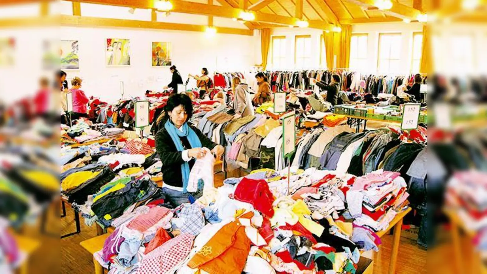 Aus dem Vollen schöpfen können die Mütter wieder beim Zamdorfer St. Klara-Basar.	 (Foto: Privat)