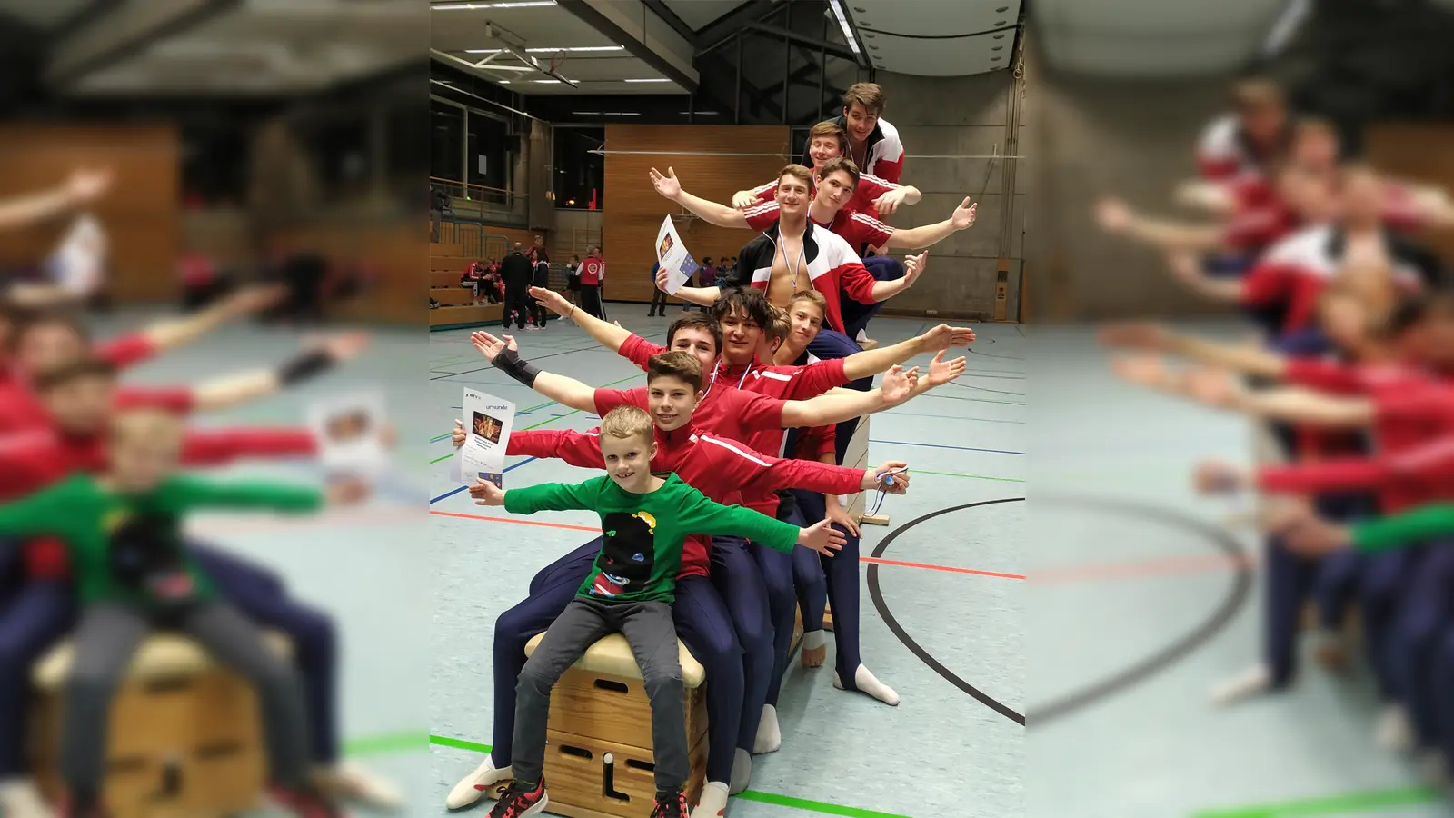 Von vorne nach hinten: David Mackedanz, Noah Mackedanz, Yannick Stelzl, Oscar Kim, Vincent Schieh-Schneider (verdeckt), Johannes Potsch, Alexander Eder, Benedikt Puntigam, Alexander Schach, Alexander Dombrowski (Foto: Verein)