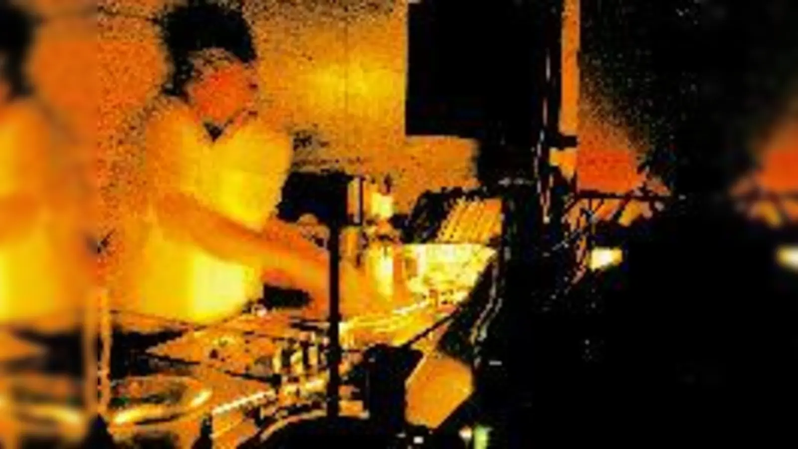 Flink an den Plattentellern und erfolgreich im  (Foto: DJ Explizit.)