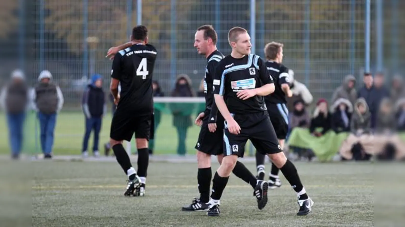 Zu Gast bei der SpVgg Thalkirchen-Freundschaft: die Amateur-Löwen vom TSV 1860 III.  (Foto: A. Wild)