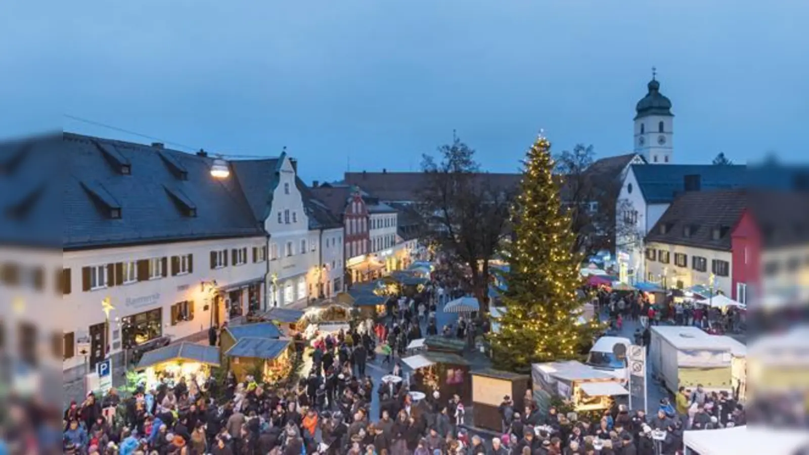 Am 24. und 25. November verwandelt sich der Ebersberger Marienplatz zu einen gemütlichen Christkindlmarkt.  (Foto: Susanne Hast)