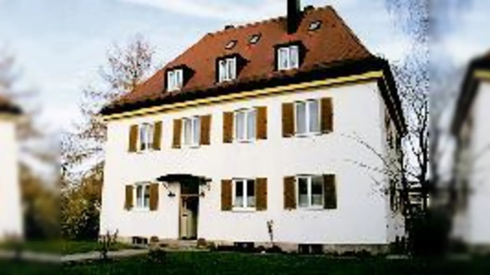 Im Pfarrhaus steht das Telefon nicht mehr still, seit Wolfgang Rothes Vergangenheit durch die Presse geistert.  (Foto: Angela Boschert)