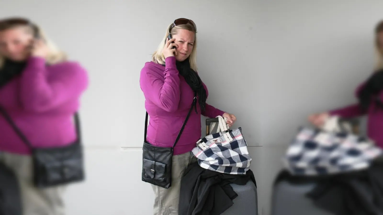 Kristina auf Mallorca: Mit gepackten Koffern versuchte sie, doch noch einen Rückflug nach München zu bekommen.  (Foto: Privat)