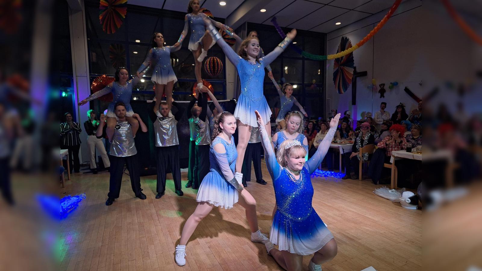 Tanzen-und-gute-Laune-beim-Pfarrfasching