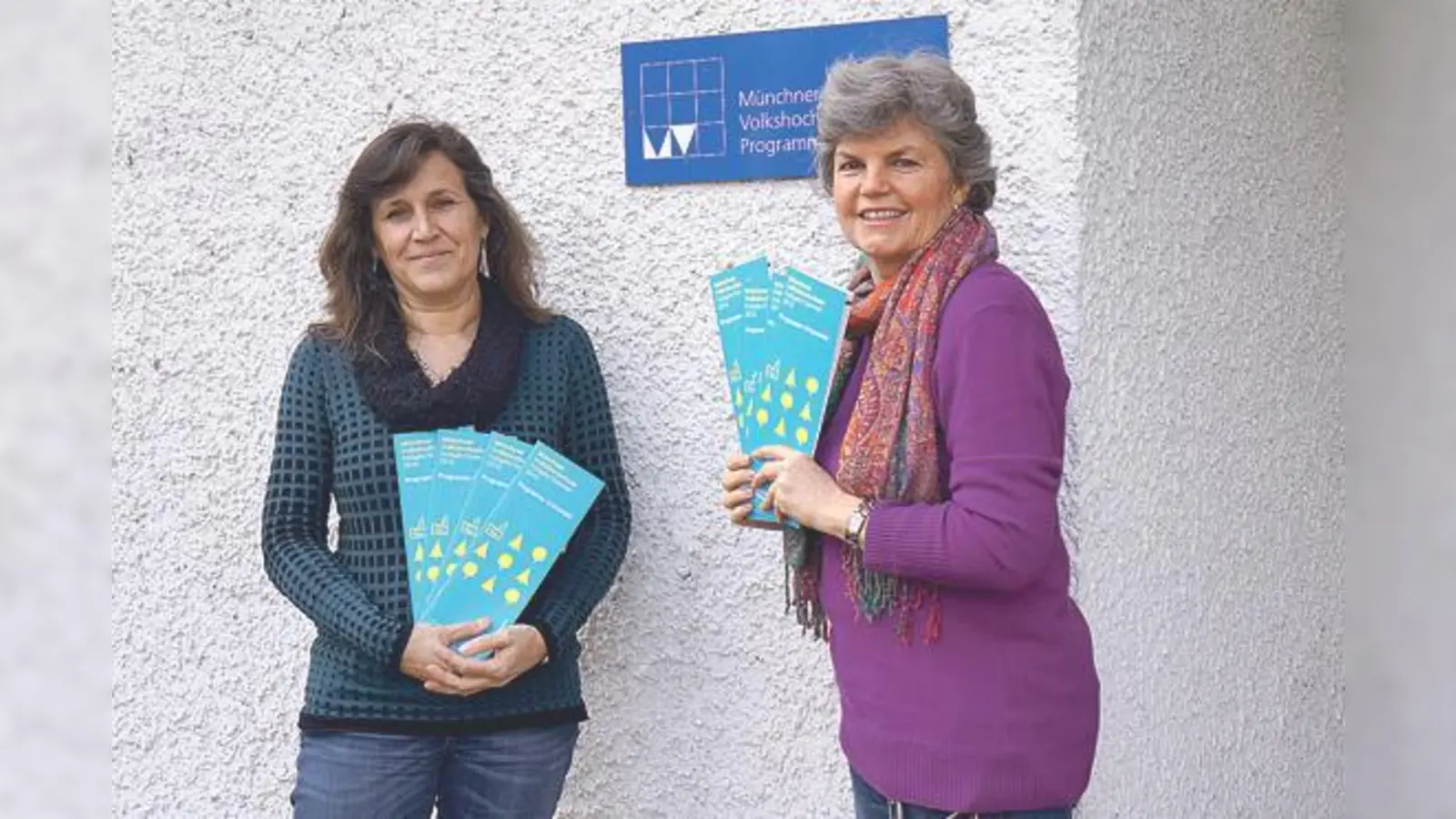 Margit Landesberger und Carola Splettstößer (v. r) freuen sich auf viele neue Teilnehmer beim aktuellen Programm der MVHS Grünwald.	 (Foto: hw)