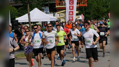 Der Feldkirchner Straßenlauf geht über zwei Distanzen: fünf und zehn Kilometer. (Foto: Gerhard Hess)