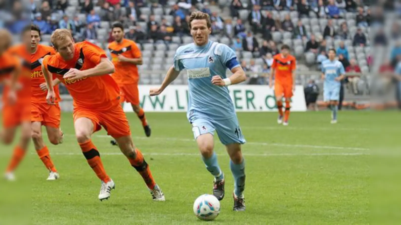 Bleibt mit den Löwen weiter im Mittelfeld hängen: Kapitän Benjamin Lauth.  (Foto: A. Wild)
