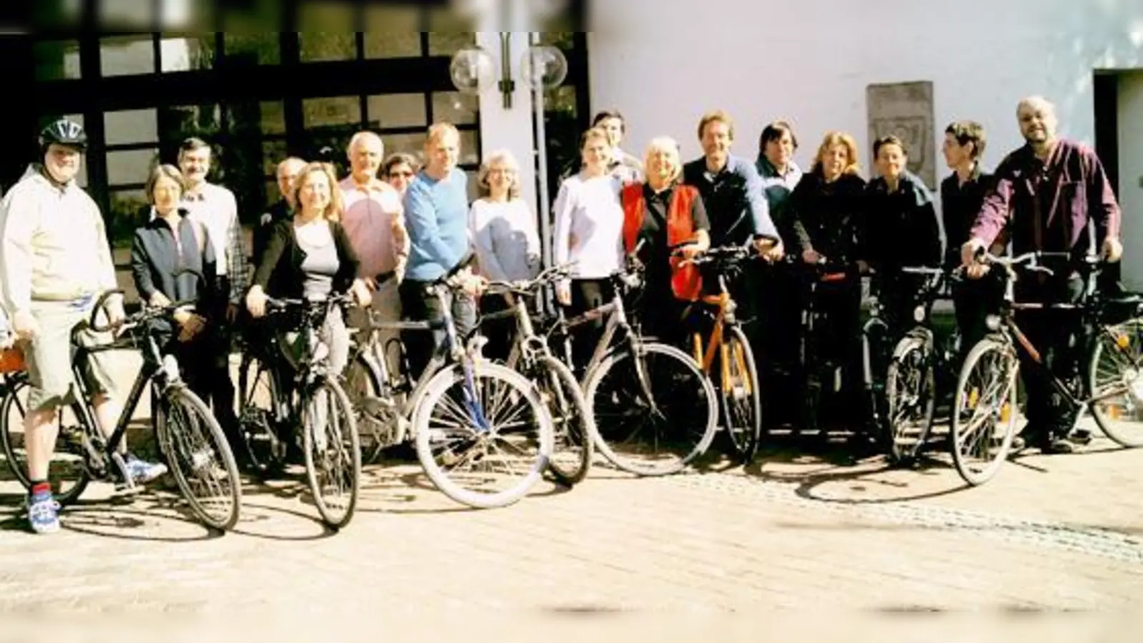 Mit dem Fahrrad waren die meisten Teilnehmer der »grünen Nordallianz« angereist.	 (Foto: VA)