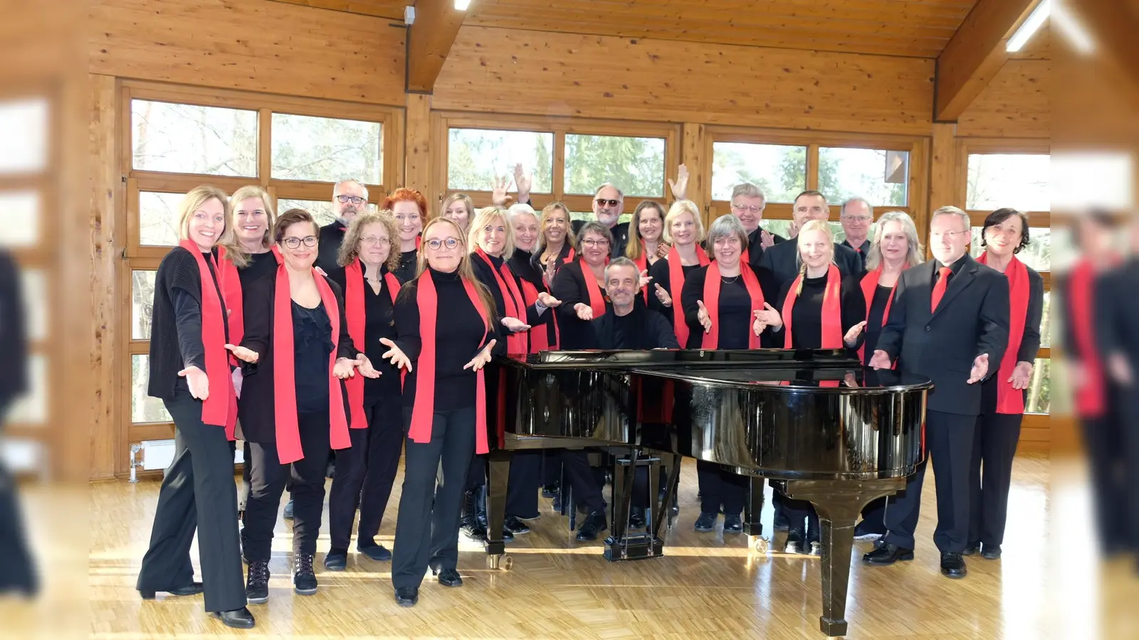 Ihre Leidenschaft für Musik beweisen die Mitgleider des Chores „Gospels &amp; more” beim Osterkonzert.  (F.: Gosples&more)