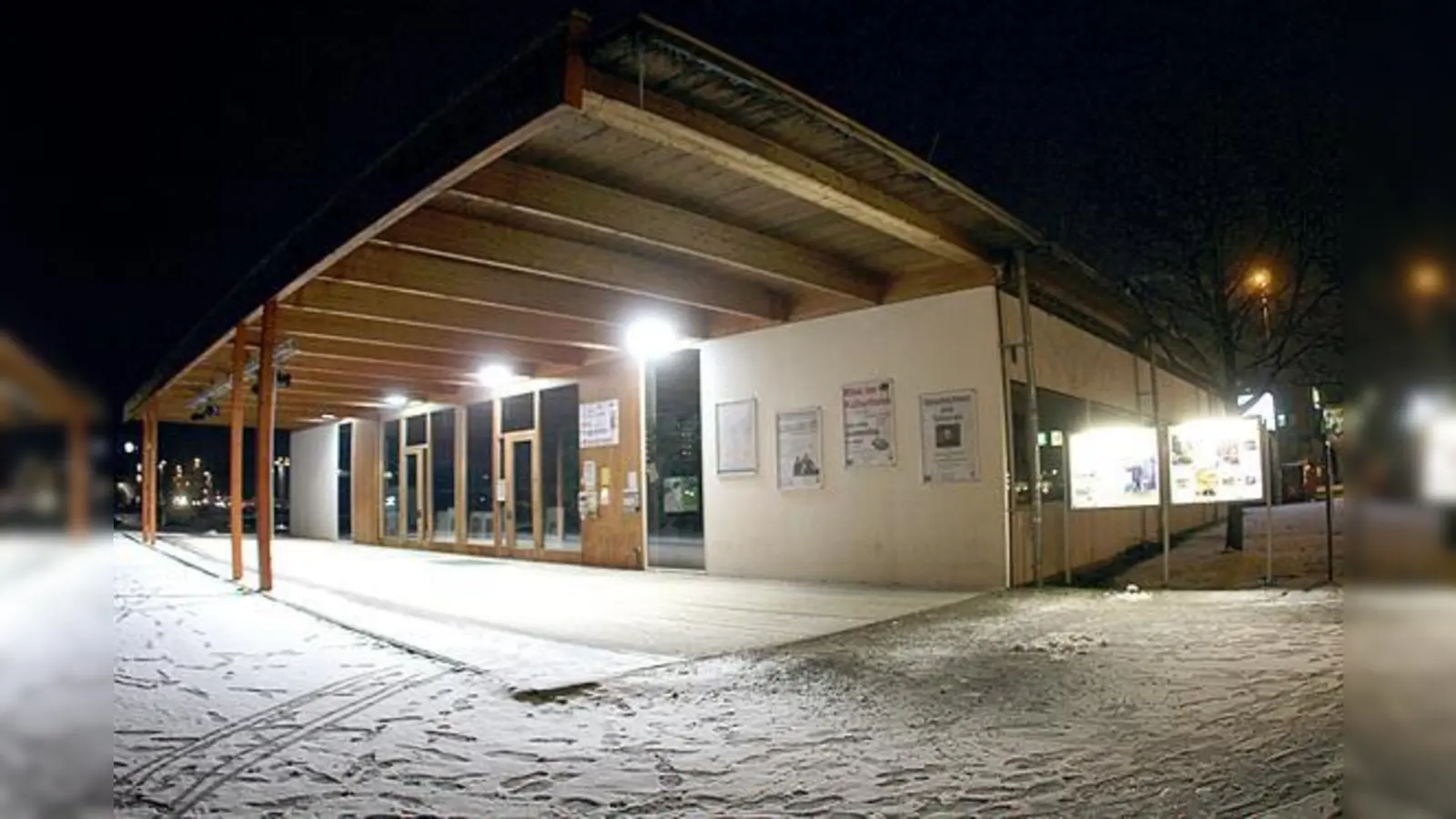 Seine Tage sind gezählt. Das Kulturhaus am Hanns-Seidel-Platz muss bald wegen einem  umfangreichen Neubauprojekt vor Ort weichen. 	 (Foto: RedN)