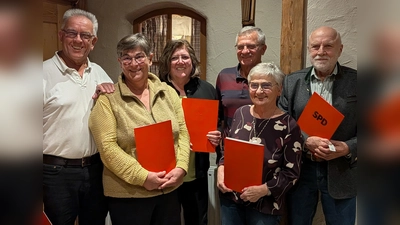 Mitgliederehrung mit (v.l.) Alfons Lercher, Jutta Geldsetzer, Brigitte Ressler, Ludwig Paulus, Renate Karl und Georg Karl.  (Foto: SPD)