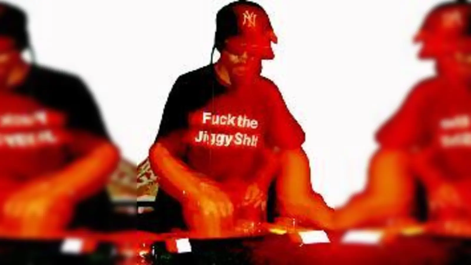 Liebt klare Aussagen in Wort und Ton: DJ Crazy Cuts - Stamm-DJ der Bassrutsche.	 (Foto: VA)