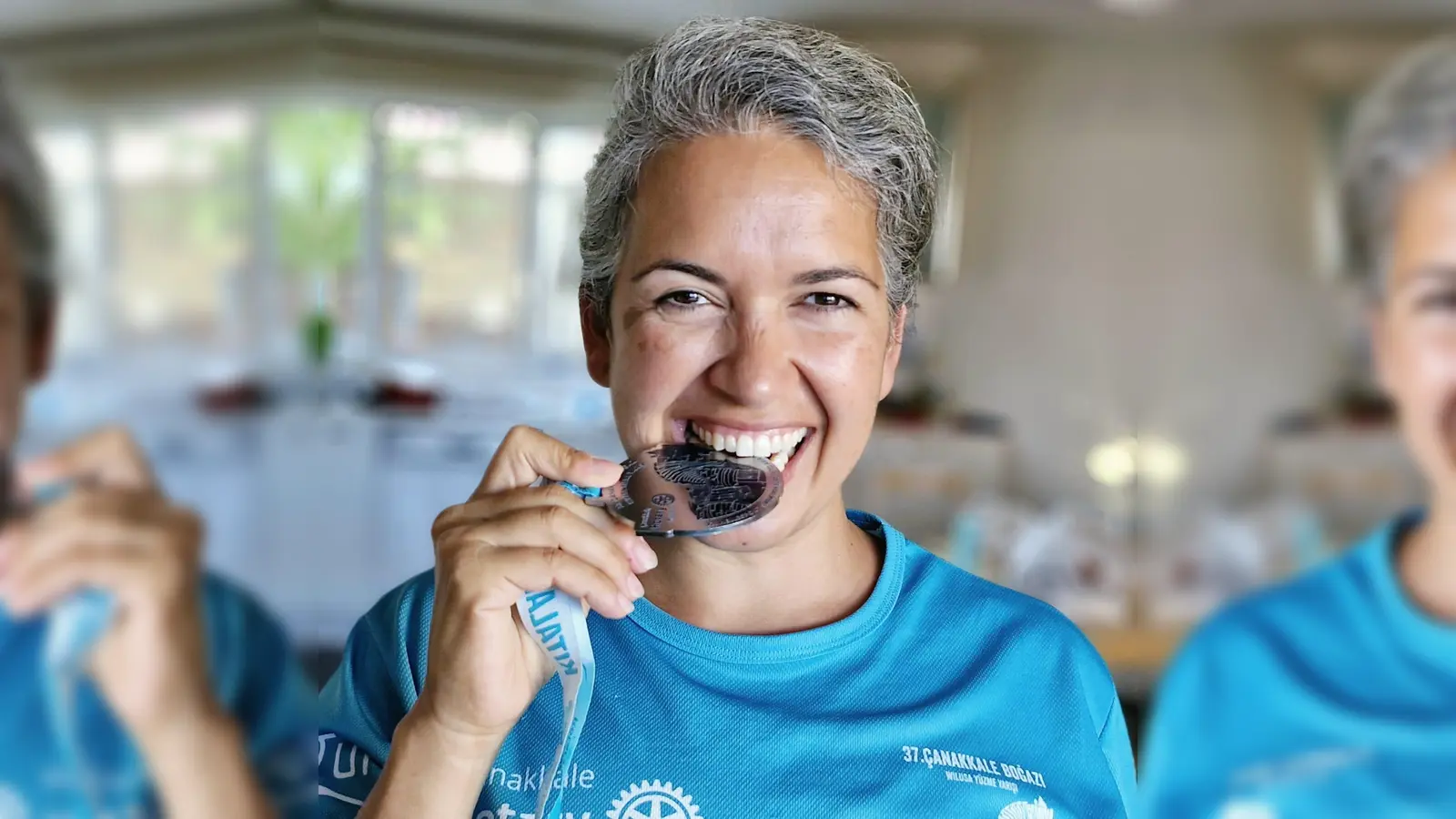 Günes Seyfarth hat erfolgreich an einem Schwimmevent zwischen der europäischen und asiatischen Seite der Türkei teilgenommen.  (Foto: Hauke Seyfarth)