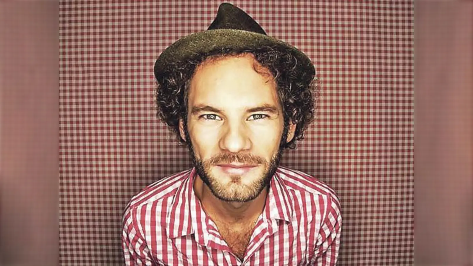 Maximilian Schafroth ist heuer in München mit dem Bayerischen Kabarettpreis ausgezeichnet worden.	 (Foto: VA)