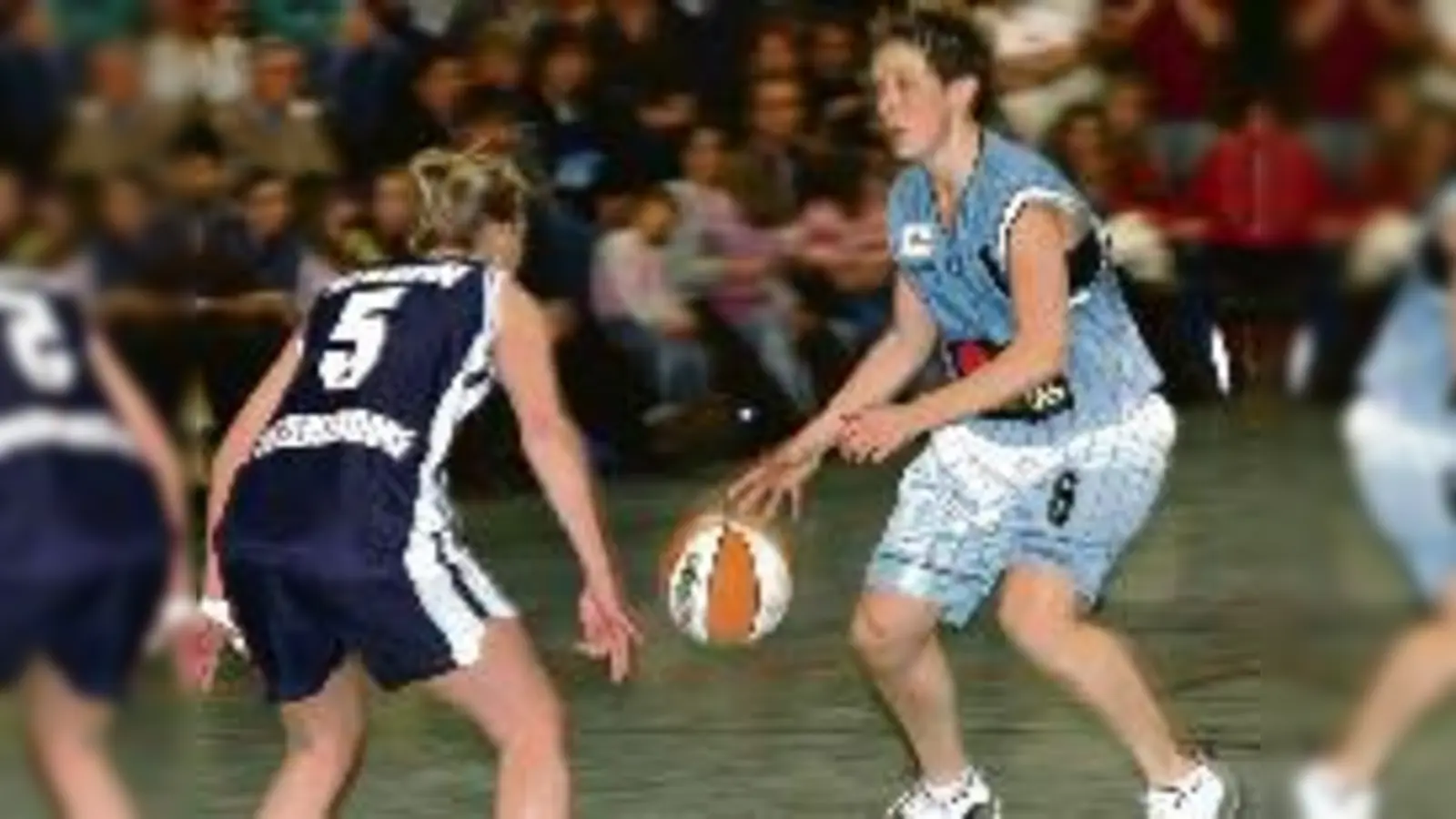 Die Show geht weiter: Sandra Carroll und Kolleginnen spielen weiter in der Bundesliga, nun aber unter dem Namen München Basket.  (Foto: ba)